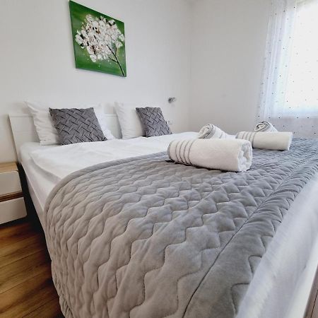 Apartman Maslina Krk Town Exterior photo