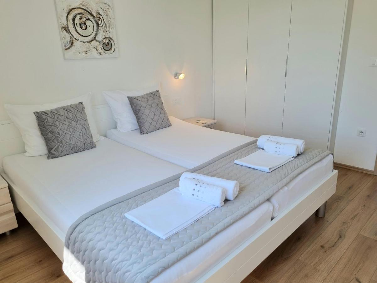 Apartman Maslina Krk Town Exterior photo