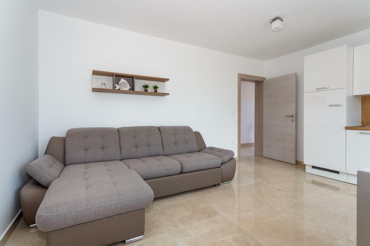 Apartman Maslina Krk Town Exterior photo