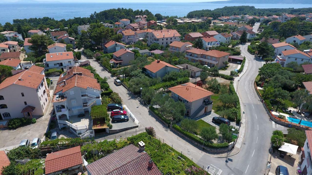 Apartman Maslina Krk Town Exterior photo